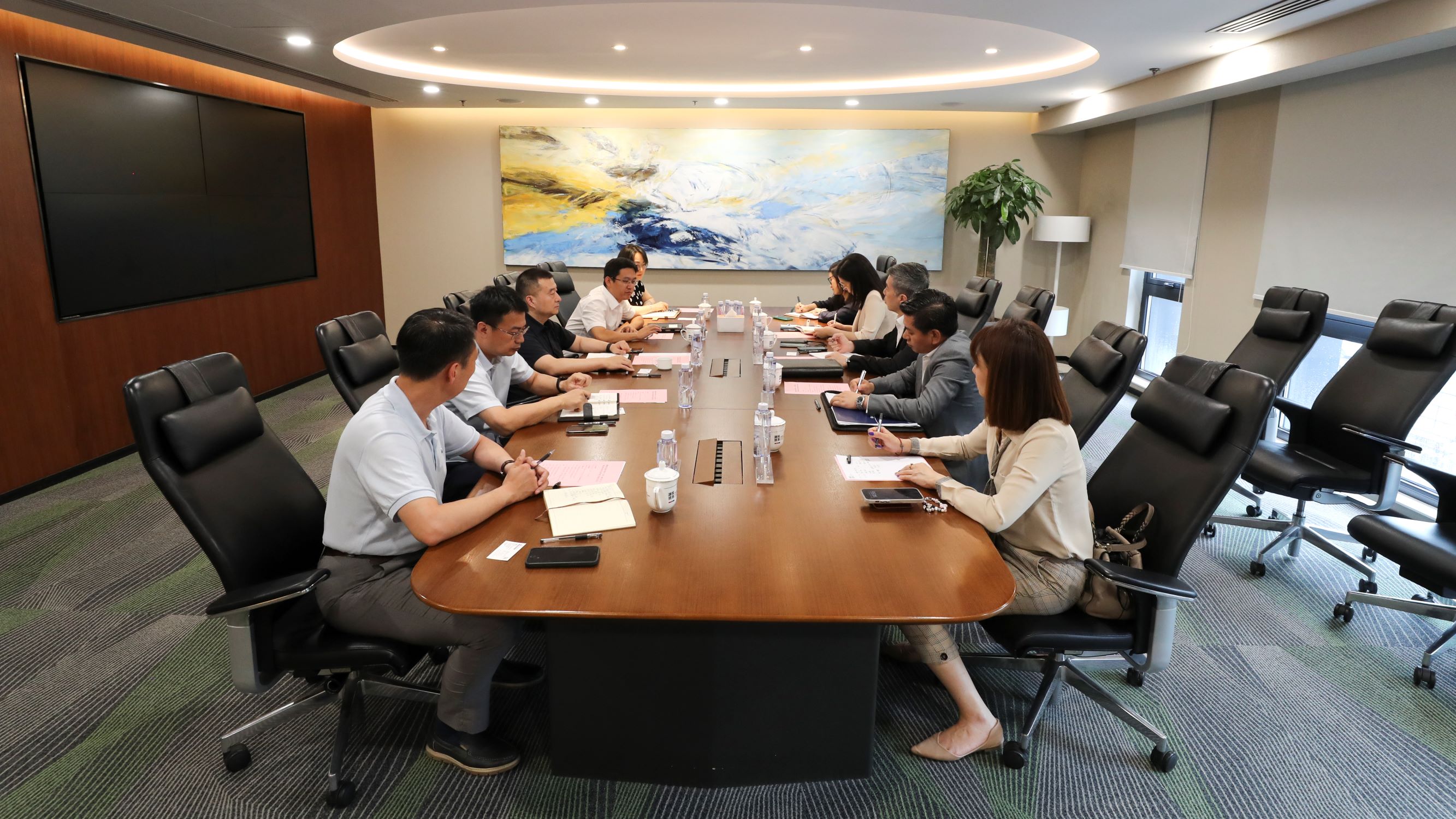 谋发展，促双赢 | 津投资本与戴德梁行深入开展业务交流
