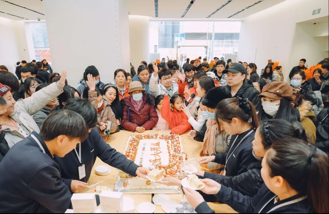 南京路华为体验店落地城运·元力场